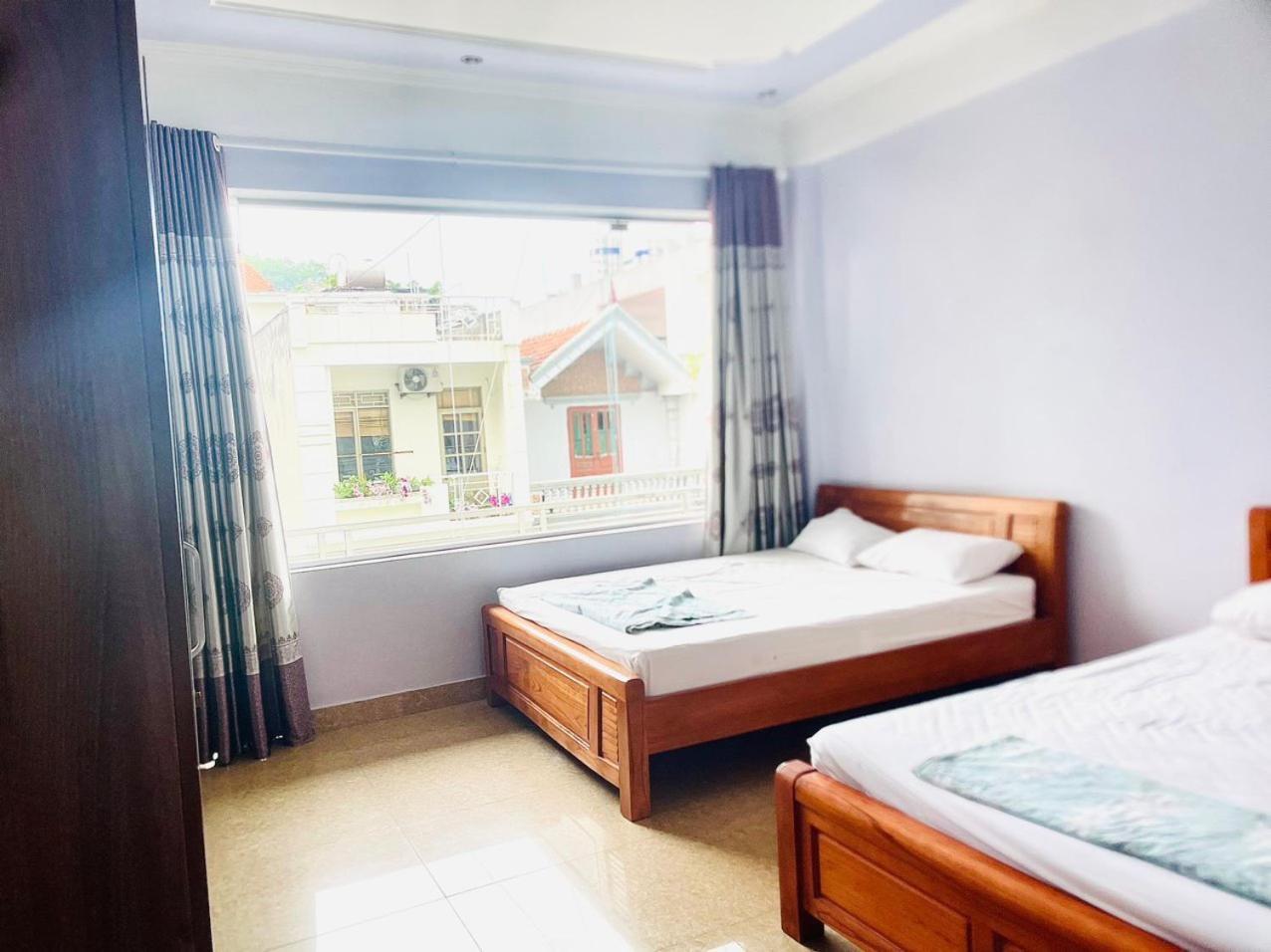 Nha Nghi Ngoc Ha Hotel Ха Лонг Екстериор снимка